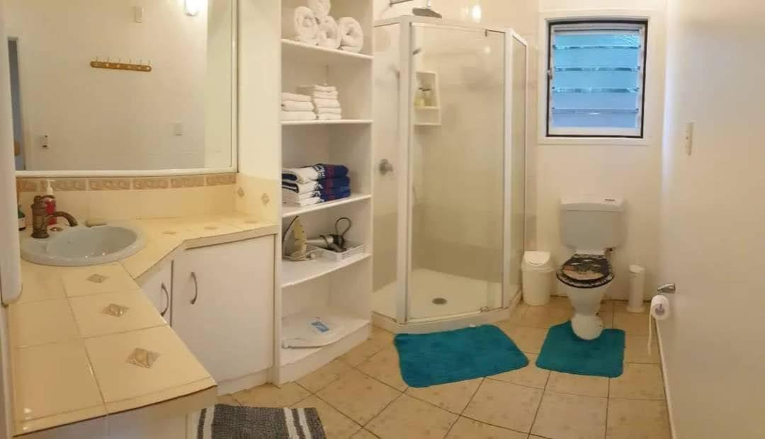 Are Tamareni 2Br Beach Cottage Or River Studio Аваруа Номер фото