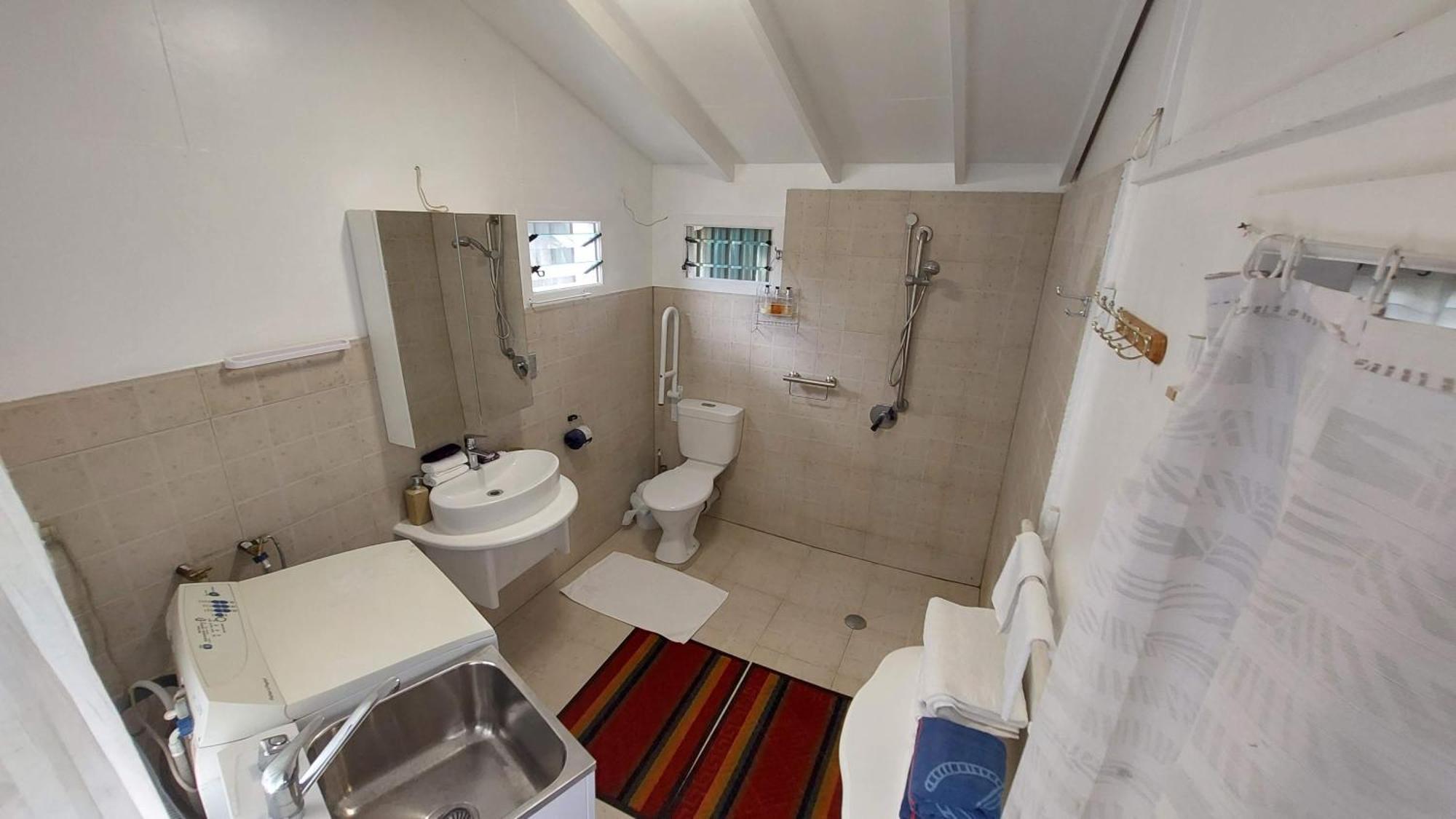 Are Tamareni 2Br Beach Cottage Or River Studio Аваруа Номер фото