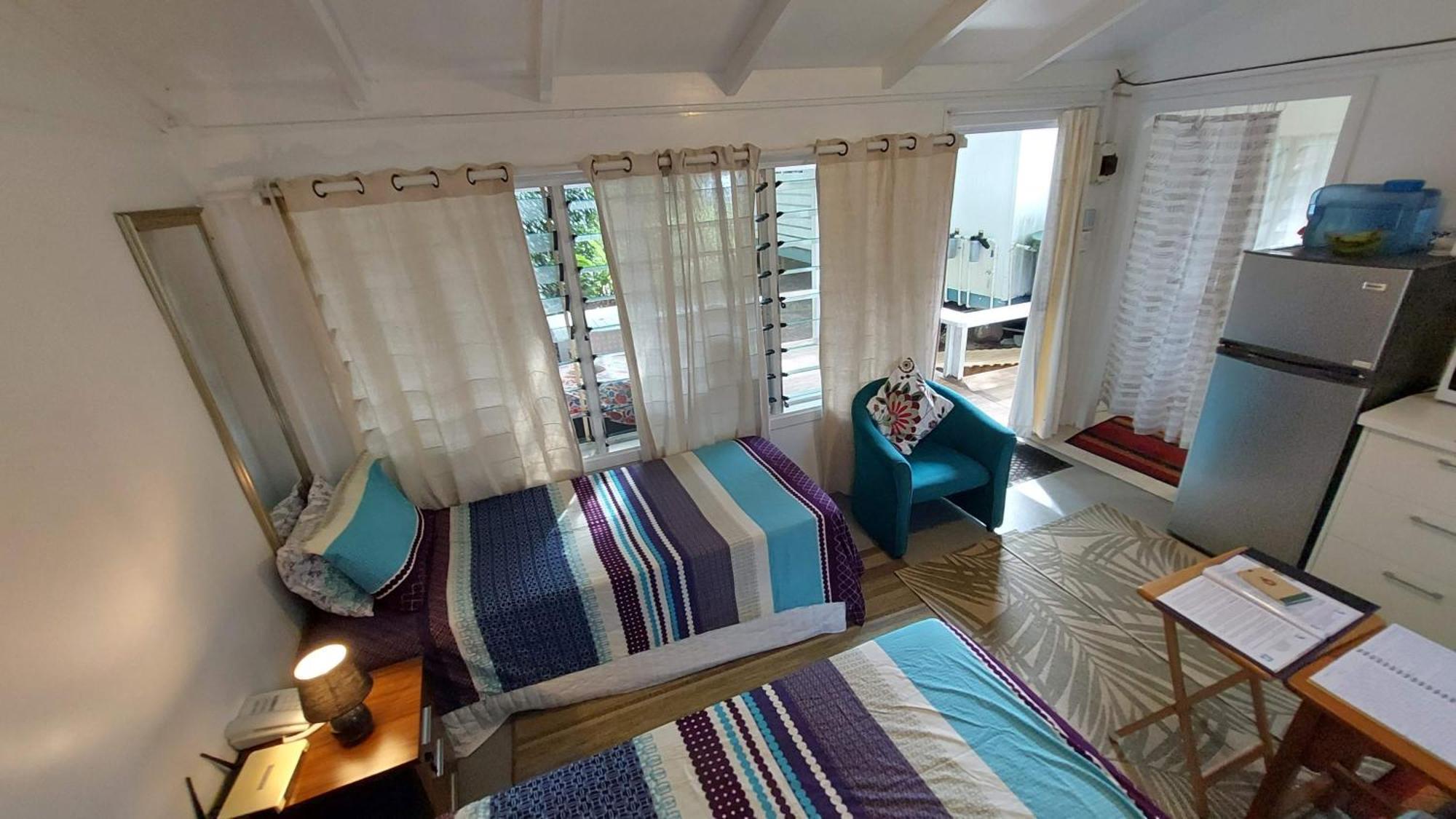 Are Tamareni 2Br Beach Cottage Or River Studio Аваруа Номер фото